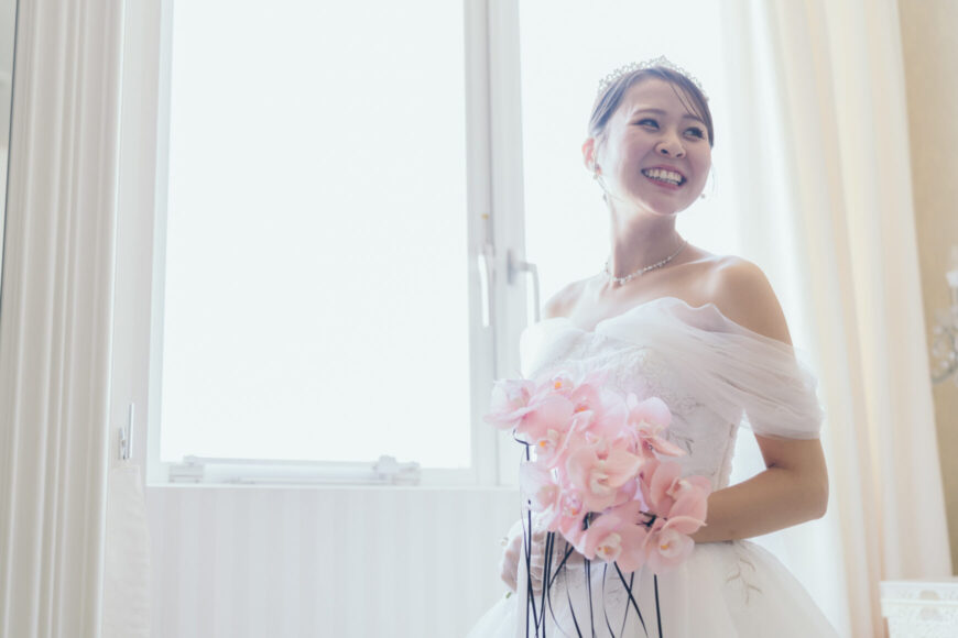 「祝福が舞い上がる、ふたりの晴れの日」の結婚式の様子｜長岡市の結婚式場リアーレ