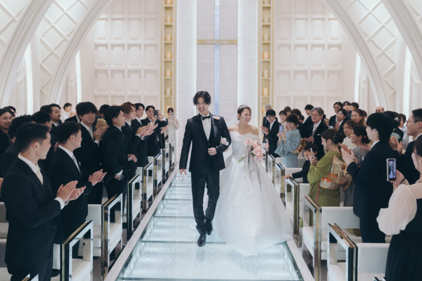 「祝福が舞い上がる、ふたりの晴れの日」の結婚式の様子｜長岡市の結婚式場リアーレ
