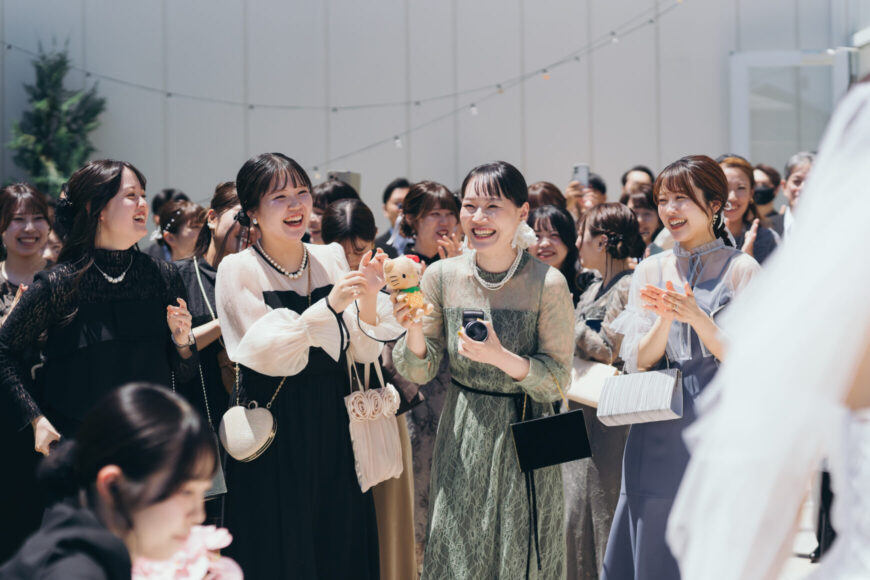 「祝福が舞い上がる、ふたりの晴れの日」の結婚式の様子｜長岡市の結婚式場リアーレ
