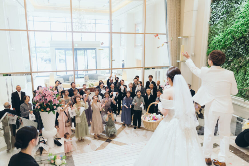 「100本のバラに込めた、一生の約束」の結婚式の様子｜長岡市の結婚式場リアーレ