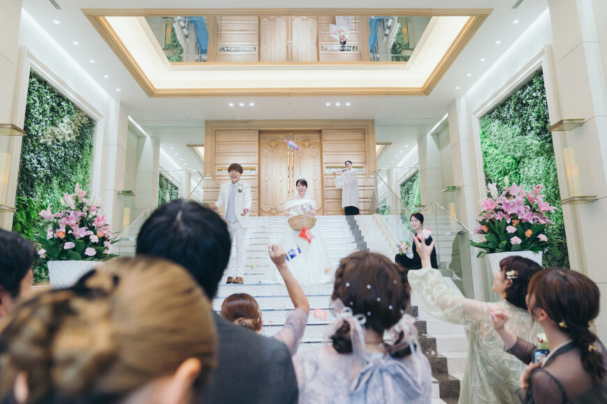 「100本のバラに込めた、一生の約束」の結婚式の様子｜長岡市の結婚式場リアーレ