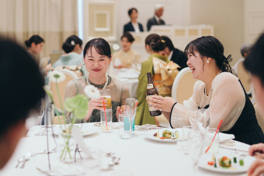 「祝福が舞い上がる、ふたりの晴れの日」の結婚式の様子｜長岡市の結婚式場リアーレ