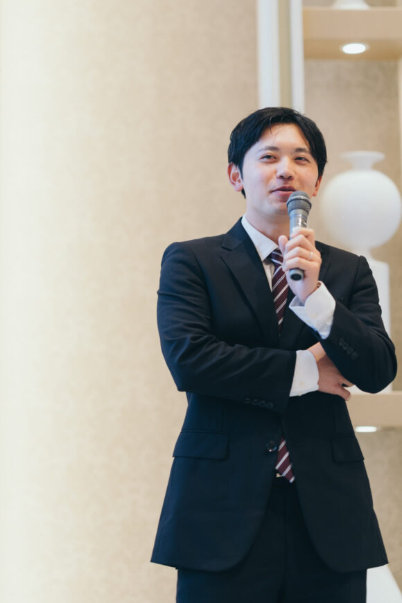 「100本のバラに込めた、一生の約束」の結婚式の様子｜長岡市の結婚式場リアーレ