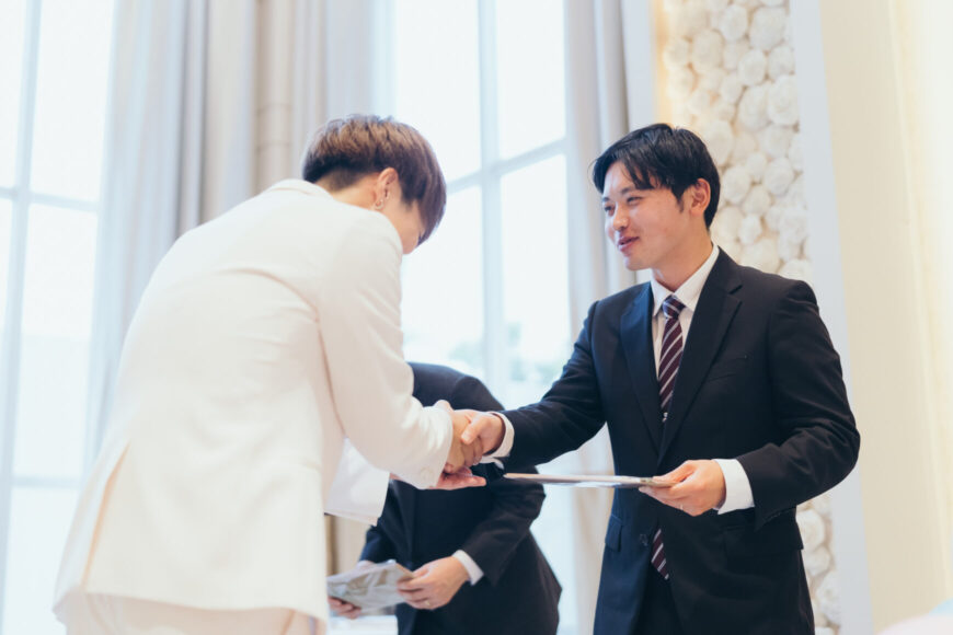 「100本のバラに込めた、一生の約束」の結婚式の様子｜長岡市の結婚式場リアーレ