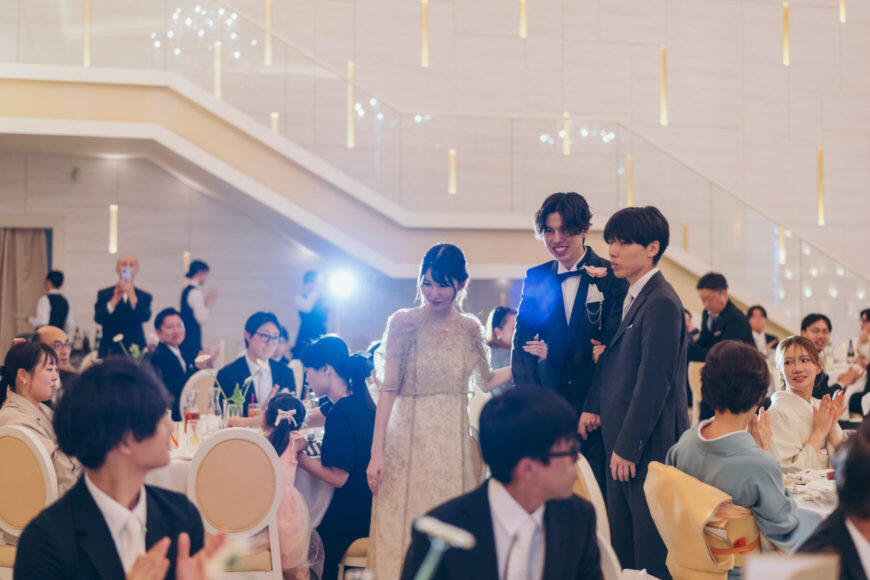 「祝福が舞い上がる、ふたりの晴れの日」の結婚式の様子｜長岡市の結婚式場リアーレ