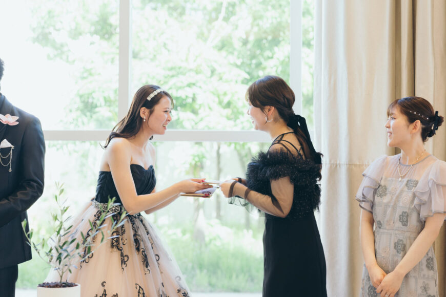 「祝福が舞い上がる、ふたりの晴れの日」の結婚式の様子｜長岡市の結婚式場リアーレ