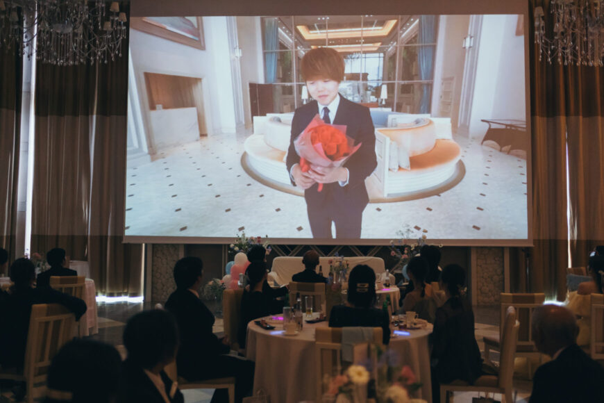 「100本のバラに込めた、一生の約束」の結婚式の様子｜長岡市の結婚式場リアーレ